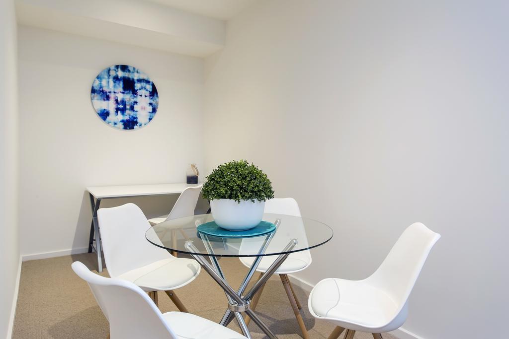 Astra Apartments Adelaide Bagian luar foto