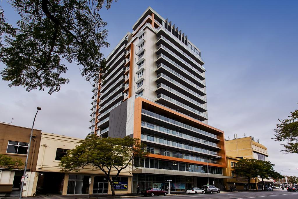 Astra Apartments Adelaide Bagian luar foto